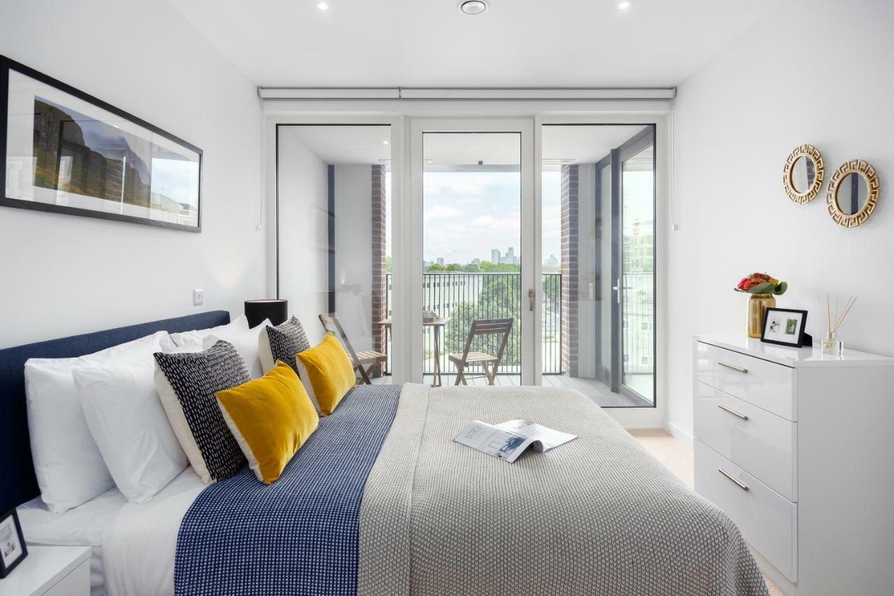 Two Bedroom Serviced Apartment With Balcony In Weymouth Building, Deacon Street ロンドン エクステリア 写真